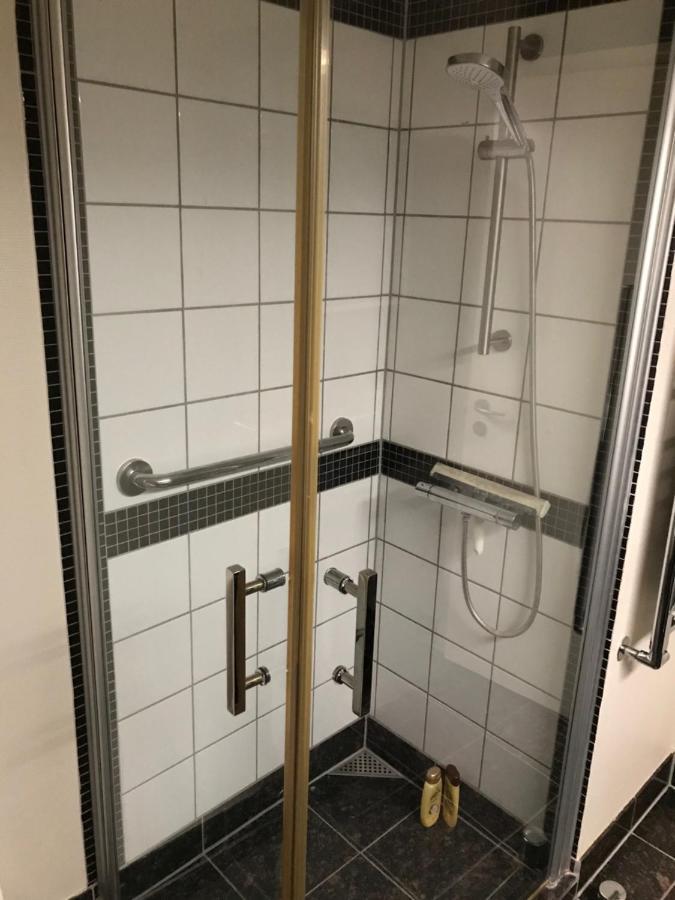 Fredelig Overnatning Ved Sundet Og Norrestrand So Horsens Bagian luar foto